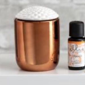 Ellia Oil Diffuser Porcelain Copper Bloom Metallic White Flower